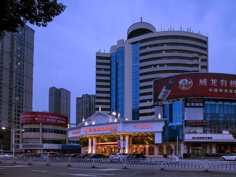 Vienna International Hotel Fenghua Zhongshan Road Экстерьер фото